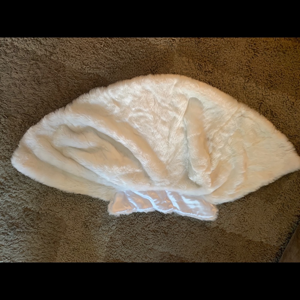 Fax fur wrap